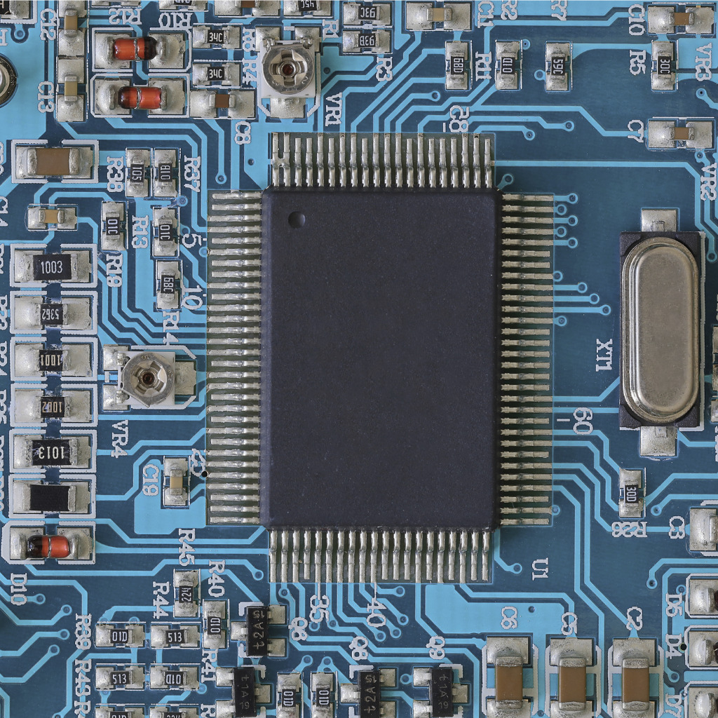 mikrocontroller-und-andere-elektronische-komponenten-auf-einer-leiterplatte.jpg s=1024×1024&w=is&k=20&c=DzqVScx84TYtpAvBS4LVFEzeBcCuGcTiyLb7tulDsKk=(1)